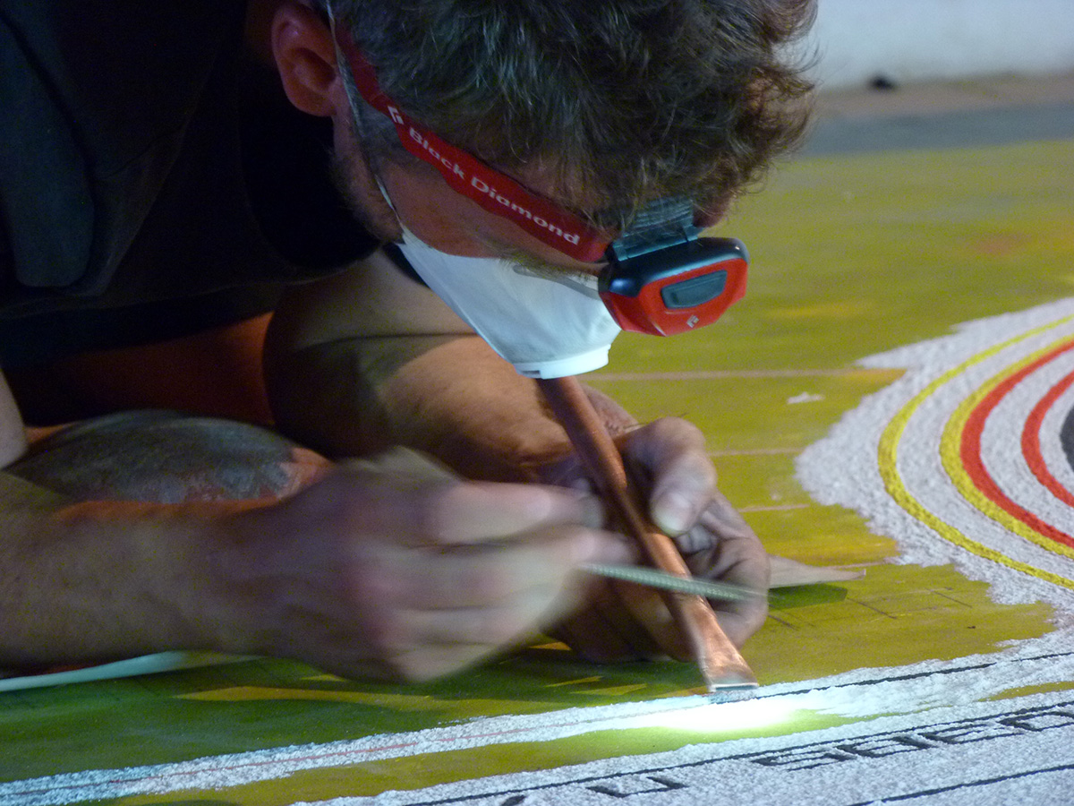 Dataatadata: 2751-Kilometers-2621-Grams — detail